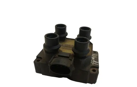 Ford Escort High voltage ignition coil 928F12029CA