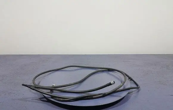 Volvo XC90 Windshield washer spray nozzle 