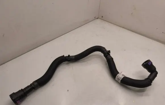 Land Rover Range Rover Sport L461 Engine coolant pipe/hose M8E28D136AC