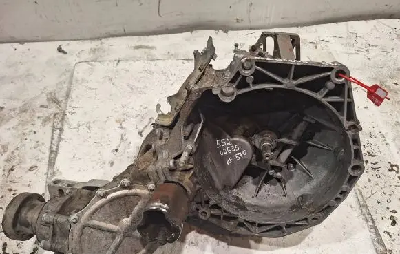 Manual 5 speed gearbox