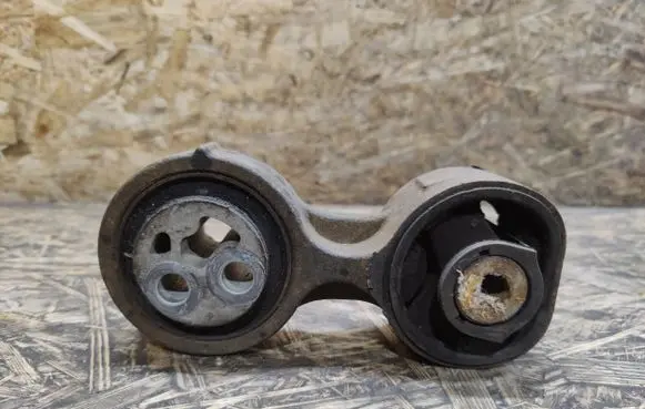 Honda CR-V Gearbox mount