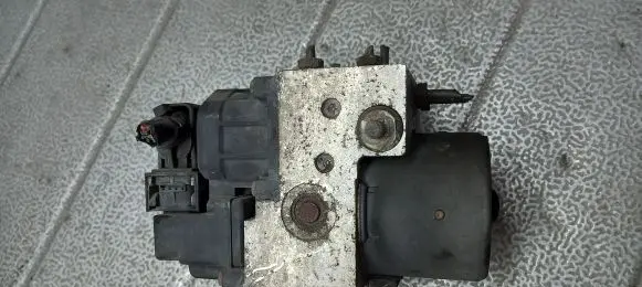 Volvo S40, V40 ABS Pump