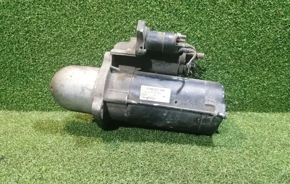 Mercedes-Benz Sprinter W901 W902 W903 W904 Starter motor 0986017240