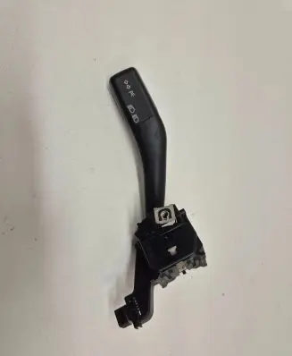 Volkswagen Golf V Indicator stalk ANP80H012A 1BB0267C