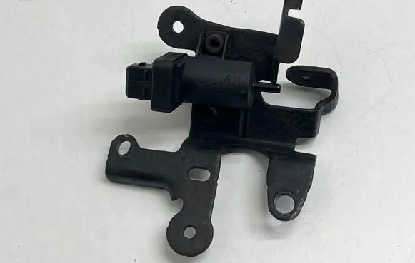 Opel Vivaro Turbo solenoid valve 149329902R 0316