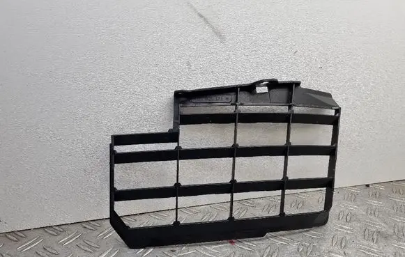 Audi A8 S8 D3 4E Intercooler air channel guide 4E0821171M
