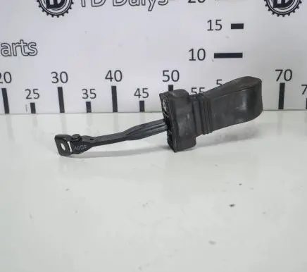 Audi A6 S6 C7 4G Front door check strap stopper 4G0837249C