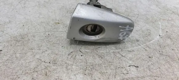 Toyota Avensis T270 Front door lock (next to the handle) NOCODE