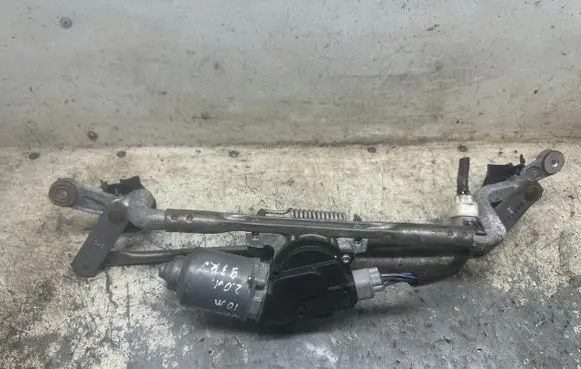 Toyota Verso Front wiper linkage and motor 851100F030 1593002100