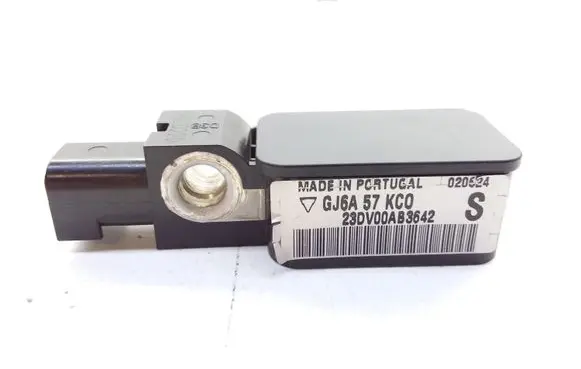 Mazda 6 Airbag deployment crash/impact sensor GJ6A57KC0 23DV00AB3642