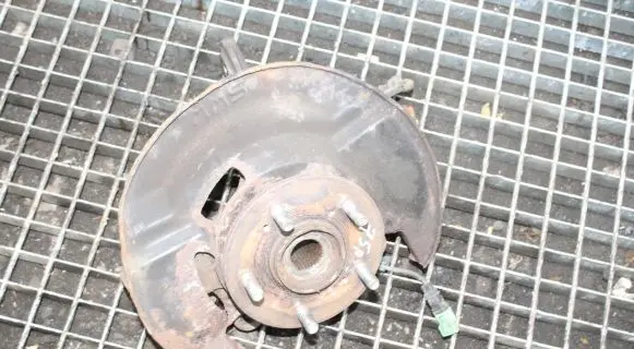 Honda CR-V Front wheel hub