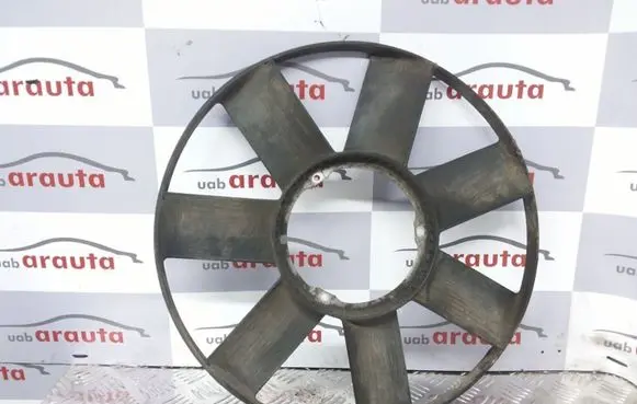 BMW 5 E39 Fan impeller 2243303