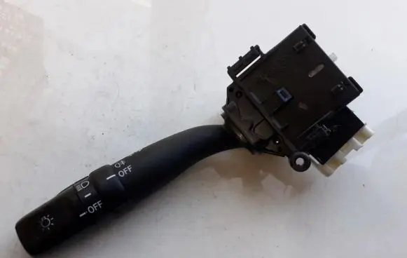 Toyota Corolla Verso AR10 Indicator stalk 8414005100 84140-05100
