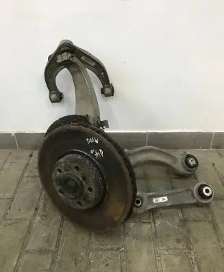 BMW 7 F01 F02 F03 F04 Front wheel hub spindle knuckle