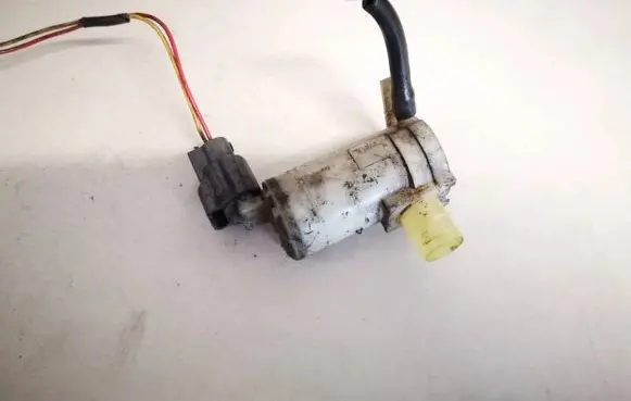 Nissan NV200 Windscreen/windshield washer pump 2224658a 2224658-a