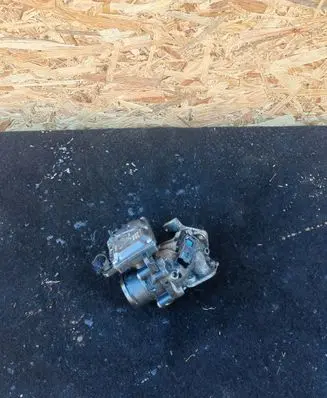 Ford Grand C-MAX Throttle valve 9806625280
