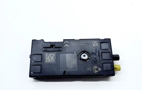 BMW i4 Aerial antenna amplifier 5A73DB0