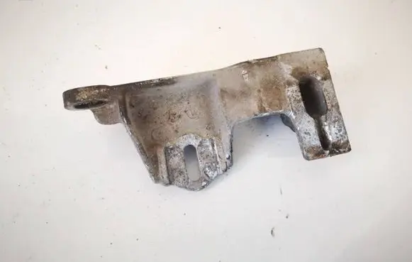 Volkswagen Sharan Engine mounting bracket