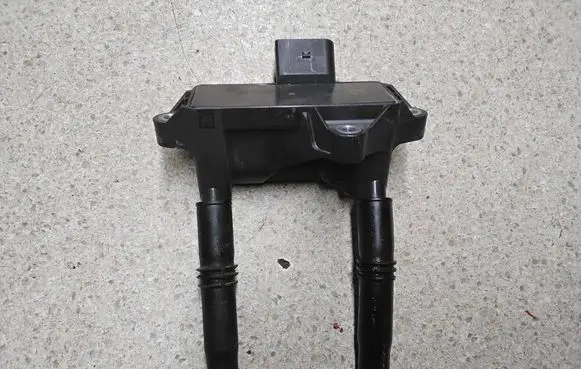 Mercedes-Benz GLS X167 High voltage ignition coil A1779064202 ZS0021