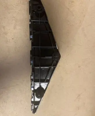 Toyota Avensis T270 Front bumper mounting bracket 5253605040