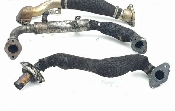 Jaguar F-Pace EGR valve line/pipe/hose 