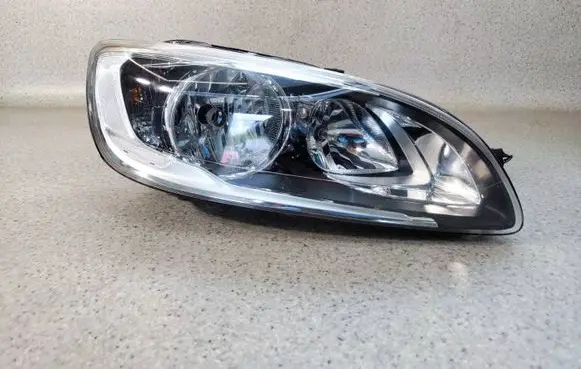 Volvo V60 Headlight/headlamp 31420272