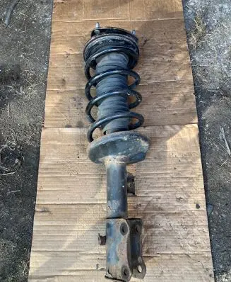 Suzuki Grand Vitara II Front shock absorber/damper