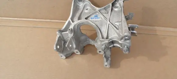 Audi A4 S4 B9 Engine mounting bracket 8W0399296E