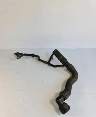 Volkswagen Polo IV 9N3 Engine coolant pipe/hose