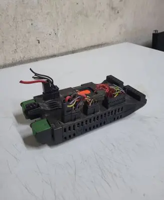 Mercedes-Benz E W212 Fuse module 0005400650 08501002