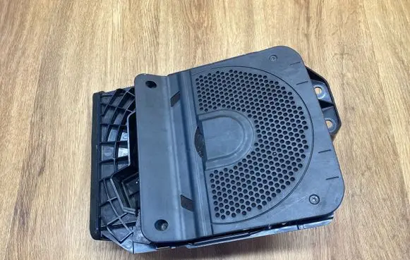 BMW 4 F32 F33 Subwoofer speaker 6924219