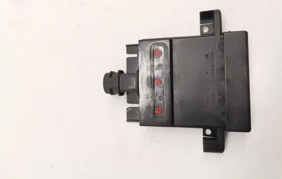 BMW 5 F10 F11 Current control relay 9153418