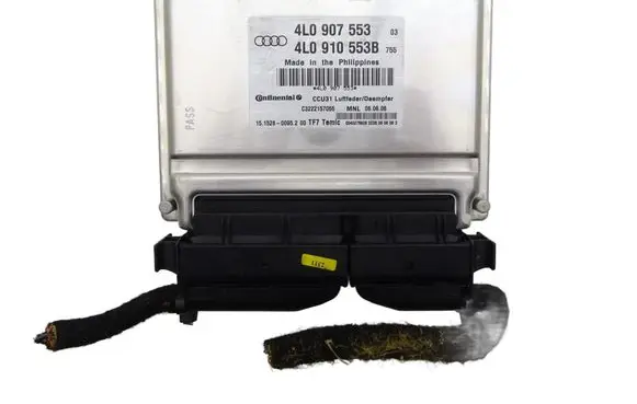 Audi Q7 4L Engine control unit/module 4L0907553 4L0910553B