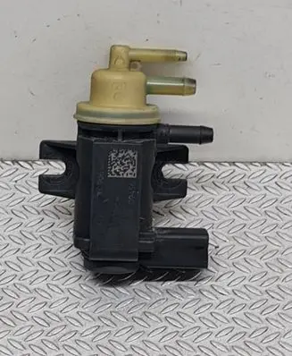 Volkswagen Golf VI Turbo solenoid valve 1K0906627 09456 L99X4