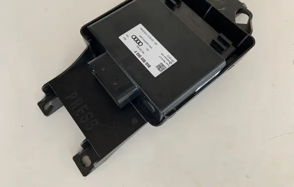 Audi A6 S6 C7 4G Voltage converter/converter module 8K0959663F 8K0959663 4G0907347