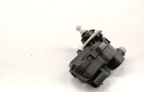 Renault Kangoo II Headlight level adjustment motor 8200402521