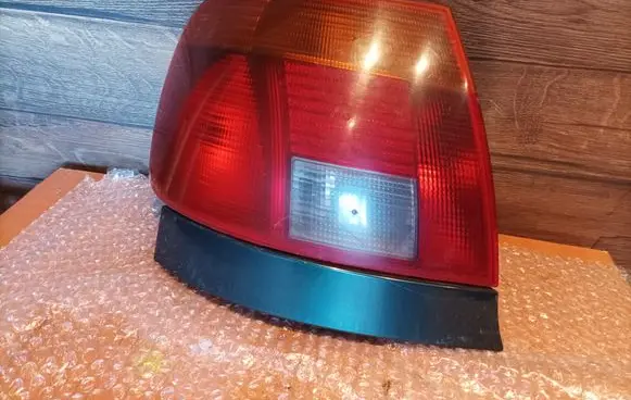 Audi A4 S4 B5 8D Rear/tail lights 8D0945095A