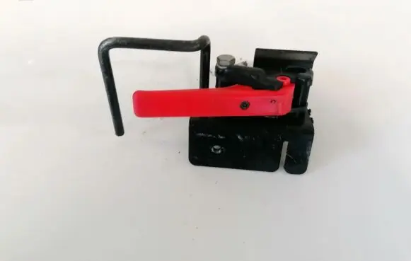 Peugeot Partner Engine bonnet (hood) release handle