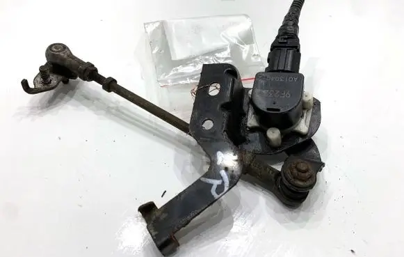 Lexus RX III Headlight/headlamp level sensor