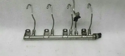 BMW 5 GT F07 Fuel distributor 7547600