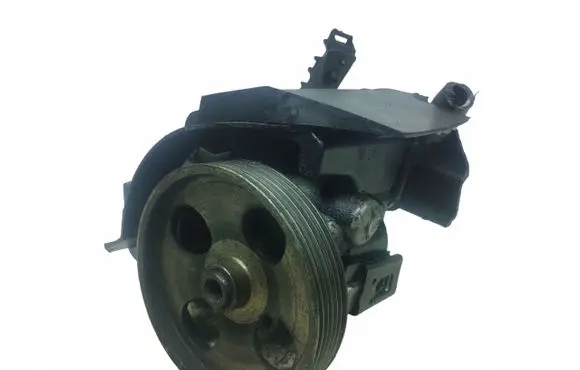 Peugeot 206 Power steering pump 26086355QK