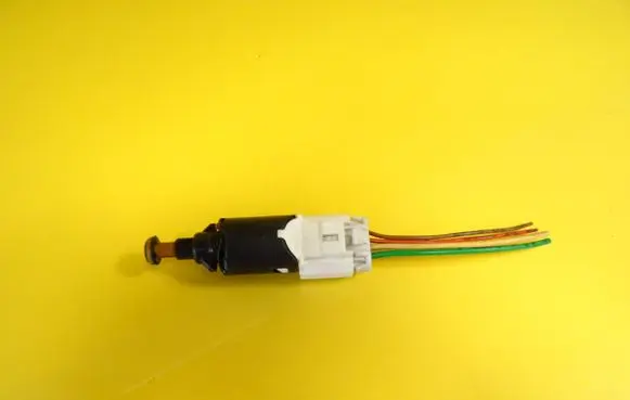 Peugeot Partner Brake pedal sensor switch 9843478880