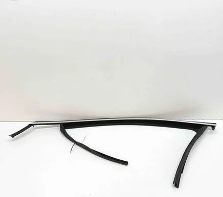Skoda Enyaq iV Front door glass trim molding 5LA837431A