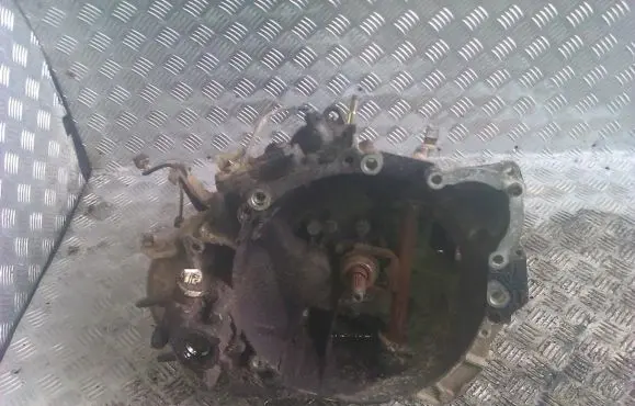Citroen Berlingo Manual 5 speed gearbox 20te49