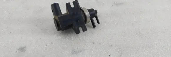 Volkswagen Golf IV Turbo solenoid valve 1J0906627 72290320
