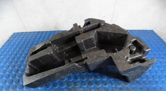 Opel Corsa E Glove box in trunk CART39011364 39011364 41275