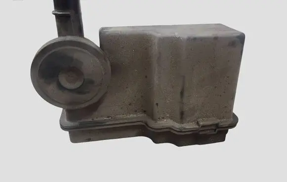 Peugeot 5008 Oil breather separator 9671271480 9670033180