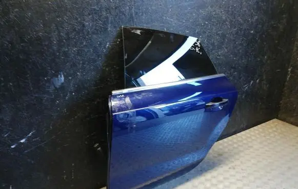 Audi A7 S7 4G Rear door