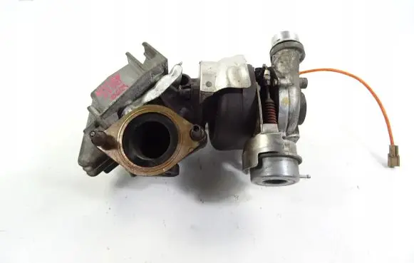 Nissan Juke I F15 Turbo 14256R