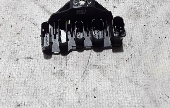 Mercedes-Benz GLE W167 Other relay A0005459712